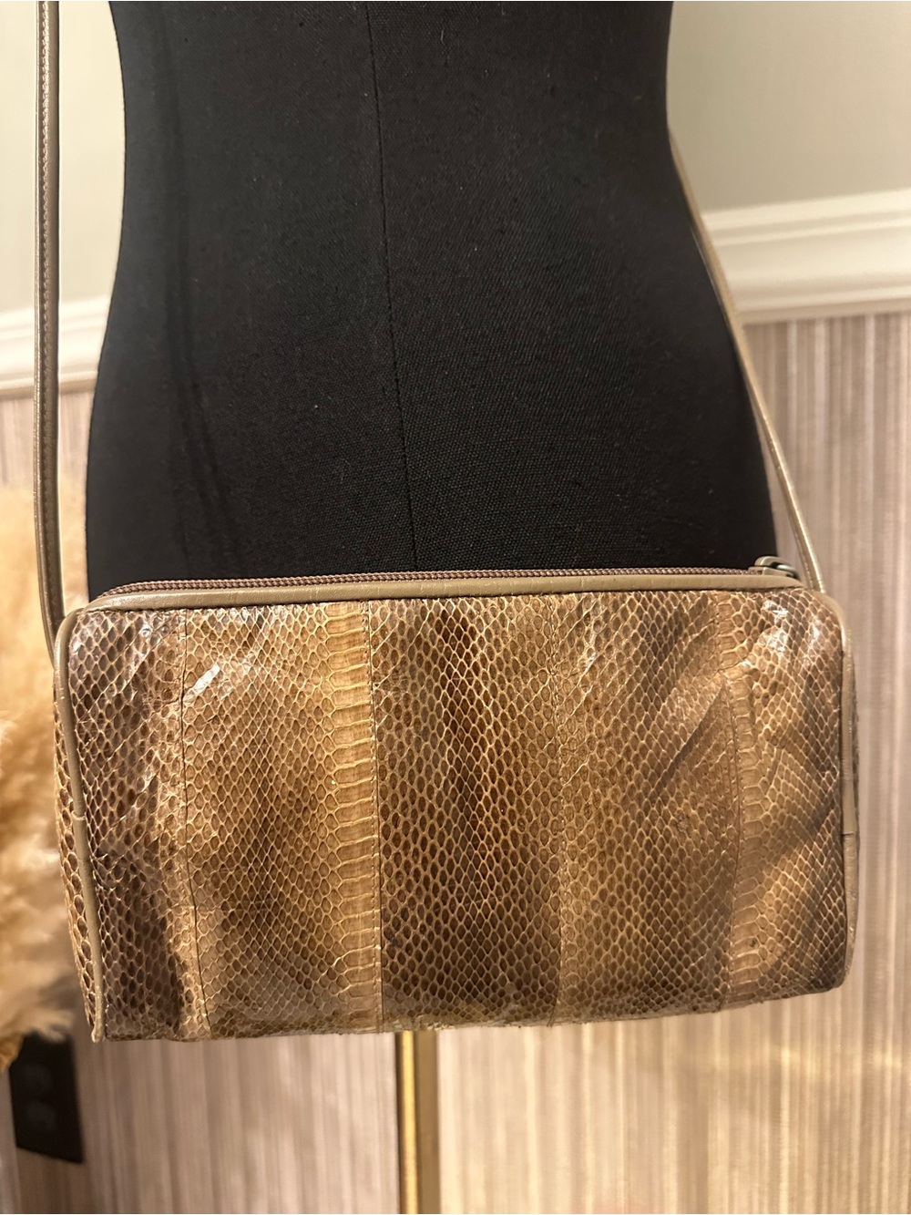 Vintage Eel Skin Style Crossbody Bag Taupe Brown Exotic Leather Purse